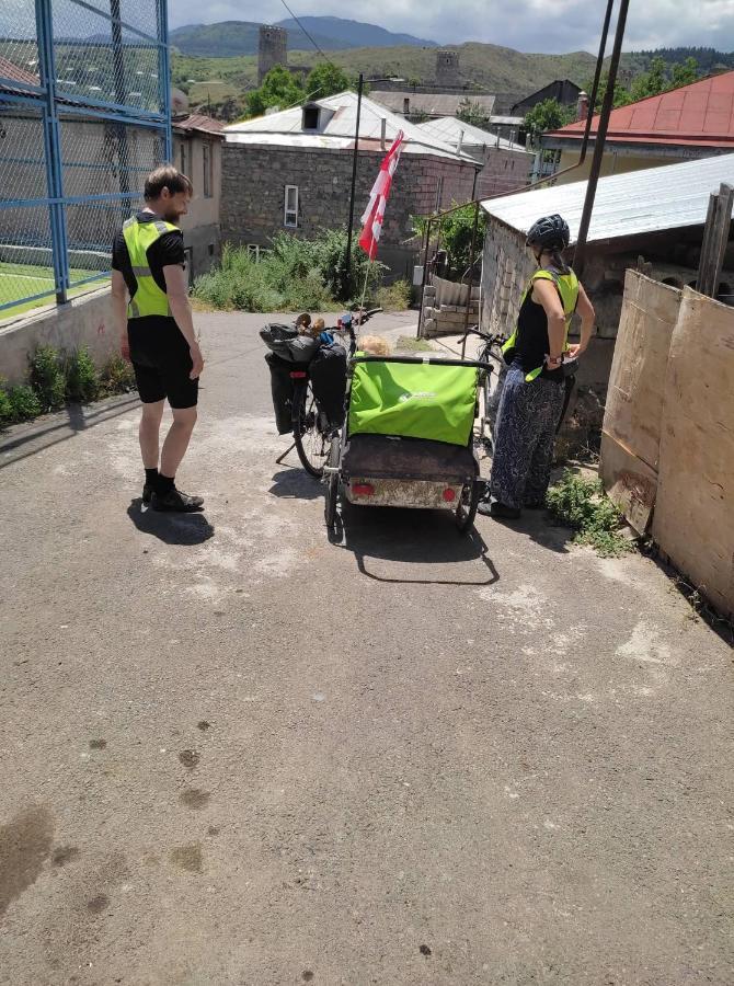 Zukas Hause Hotel Akhaltsikhe  Bagian luar foto