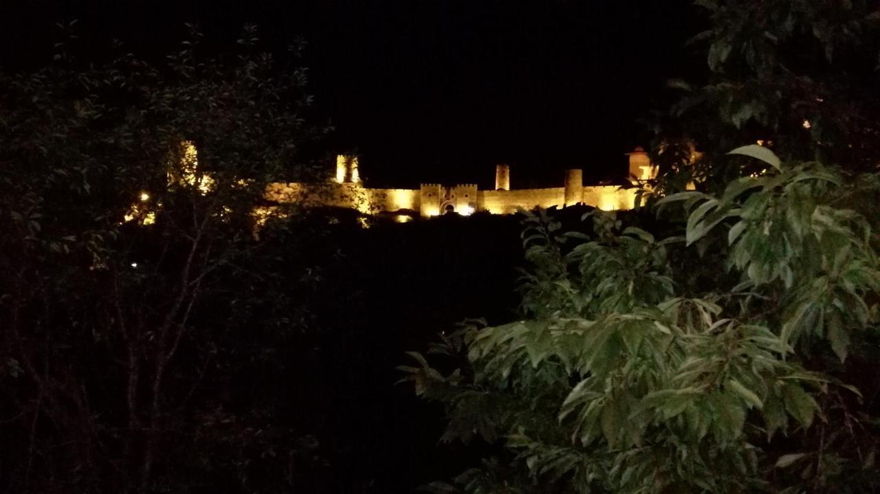 Zukas Hause Hotel Akhaltsikhe  Bagian luar foto